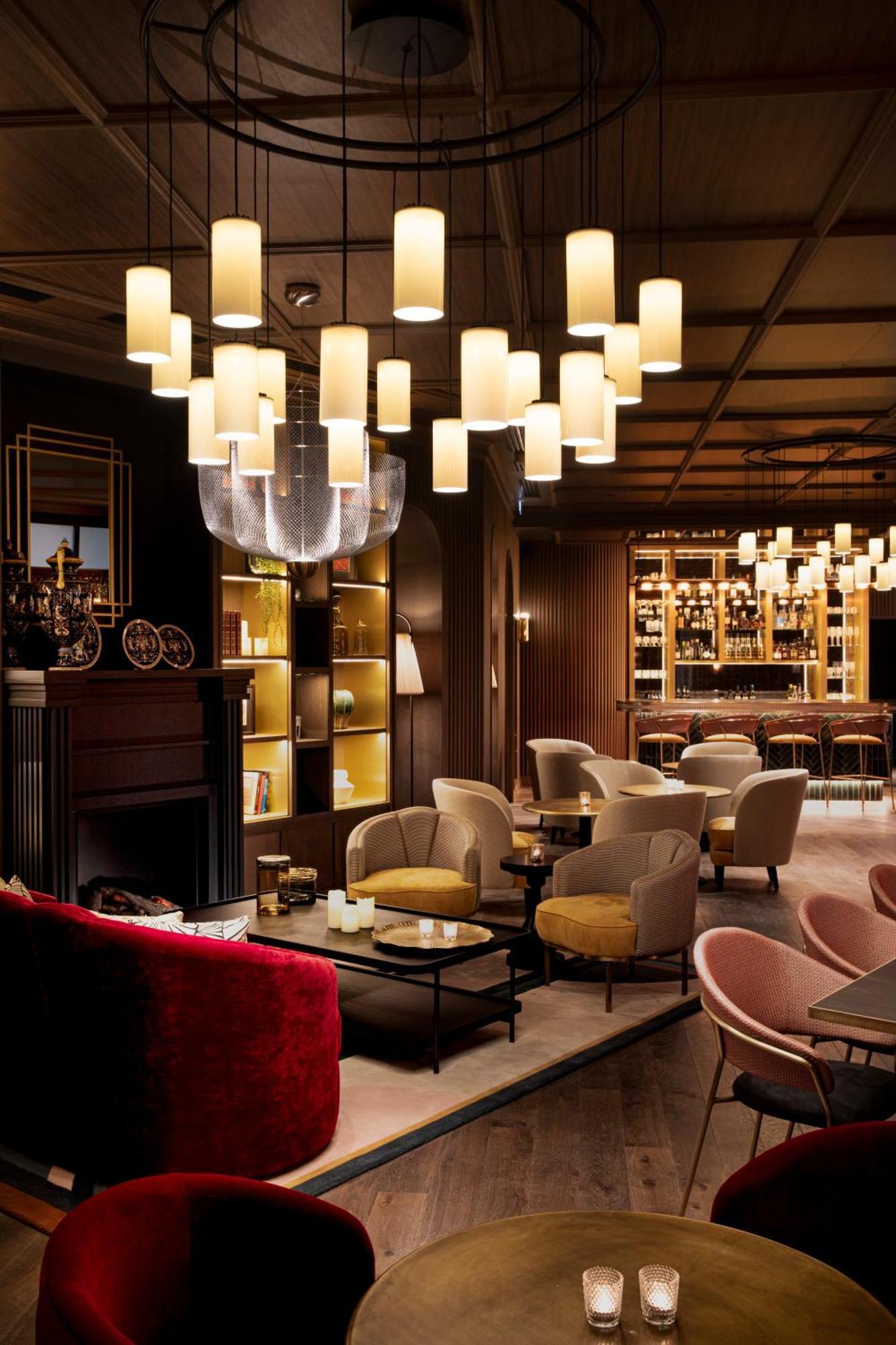 Maison Rouge Strasbourg Hotel & Spa, Autograph Collection Exterior photo The Bar